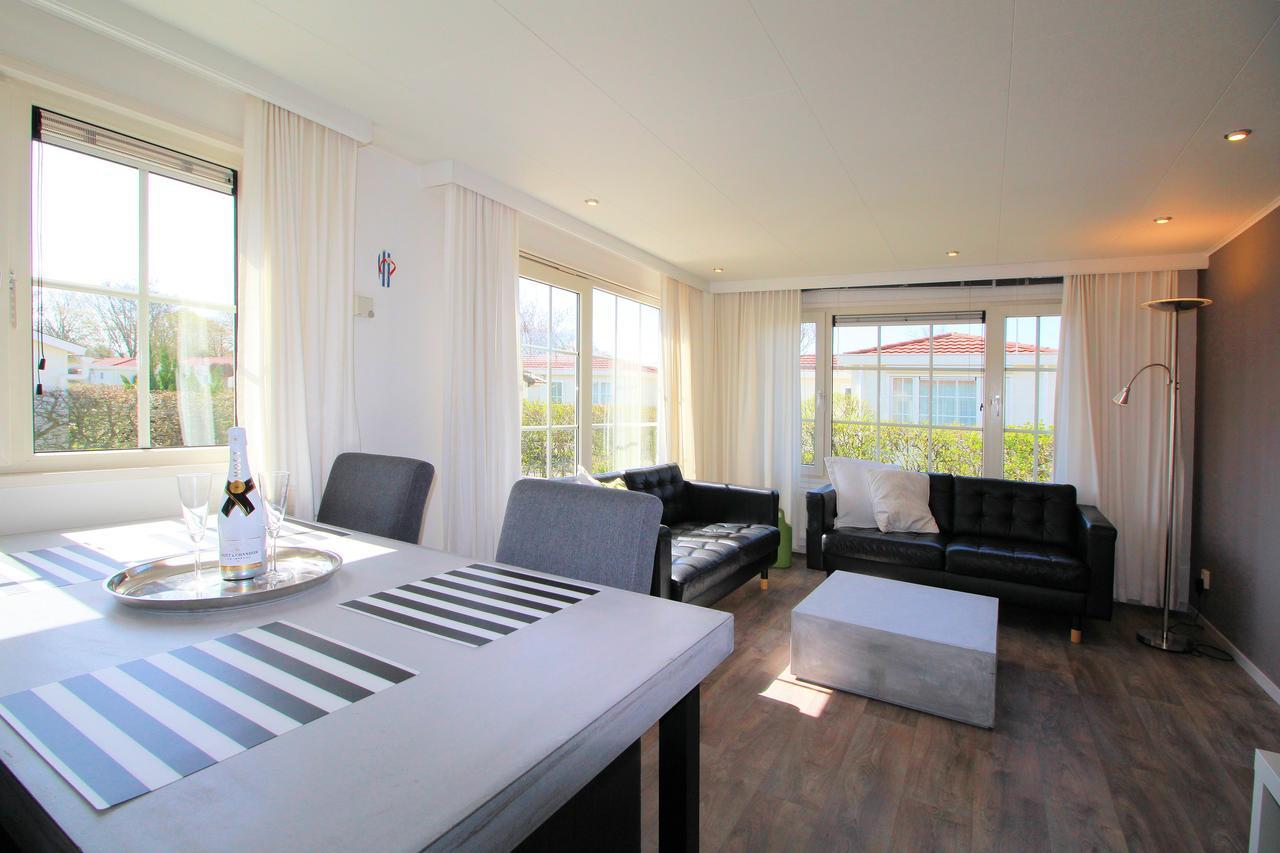 Holiday Park Dennenbos Oostkapelle Extérieur photo